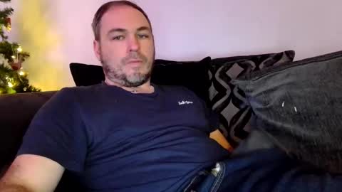 Snapshot of geddes4 chatting on 12/27/24, 01:11 SIR online show from 12/27/24, 01:11
