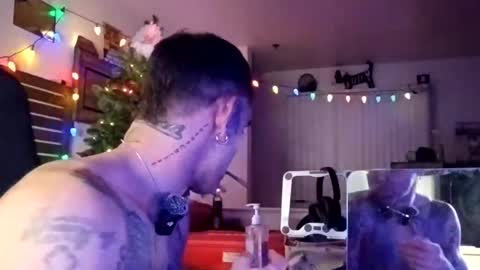 Zanecubano online show from 12/15/25, 01:21