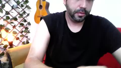 Snapshot of geeklatin88 chatting on 10/19/25, 09:48 geeklatin88 online show from 10/19/25, 09:48