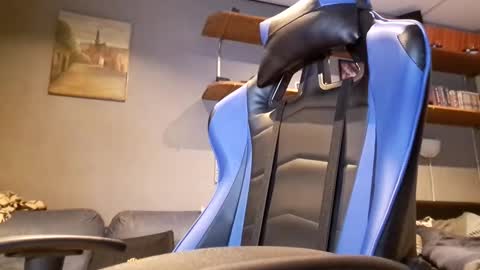 Snapshot of geile_brabander_1992 chatting on 01/28/25, 11:17 geile_brabander_1992 online show from 01/28/25, 11:17