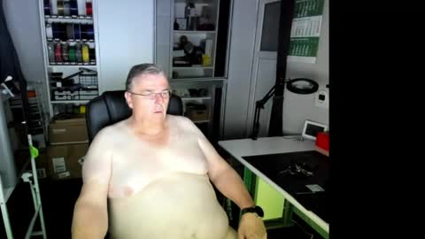 Snapshot of geiler_bock chatting on 05/01/26, 03:11 Geiler Bock online show from 05/01/26, 03:11