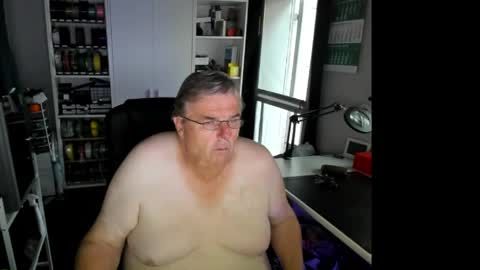 Snapshot of geiler_bock chatting on 05/25/26, 04:18 Geiler Bock online show from 05/25/26, 04:18