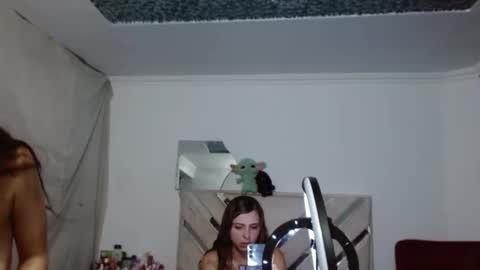 Snapshot of geisha_jade chatting on 03/28/26, 05:40 geisha_jade online show from 03/28/26, 05:40