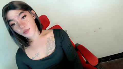 Snapshot of gelluxxx chatting on 06/16/26, 10:07 gelo online show from 06/16/26, 10:07