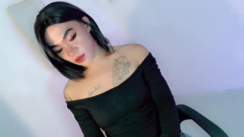 Snapshot of gelluxxx chatting on 07/30/26, 10:14 gelo online show from 07/30/26, 10:14