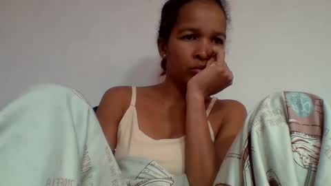 Snapshot of gelmene chatting on 06/25/26, 05:12 gelmene online show from 06/25/26, 05:12