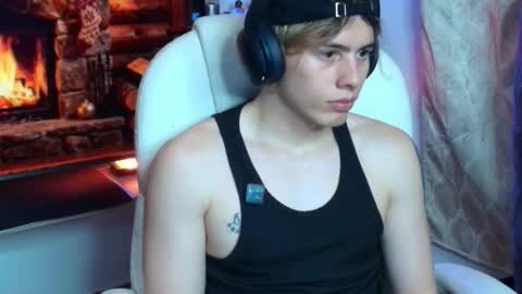 Gem Dominus online show from 12/23/25, 01:25