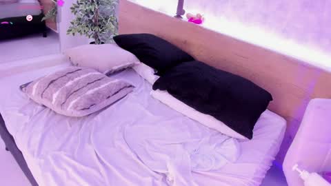 Snapshot of geminis_muentes chatting on 01/12/25, 06:28 geminis muentes online show from 01/12/25, 06:28