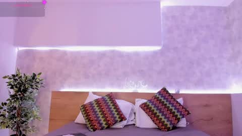 Snapshot of geminis_muentes chatting on 02/10/25, 02:30 geminis muentes online show from 02/10/25, 02:30