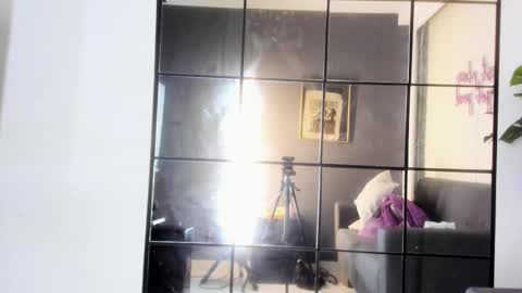 geminis muentes online show from 11/27/25, 08:00