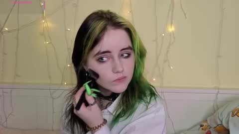 Ilona online show from 10/08/25, 07:11