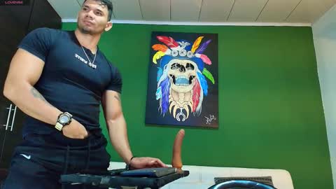 Snapshot of gendersonfit chatting on 09/19/25, 02:18 gendersonfit online show from 09/19/25, 02:18