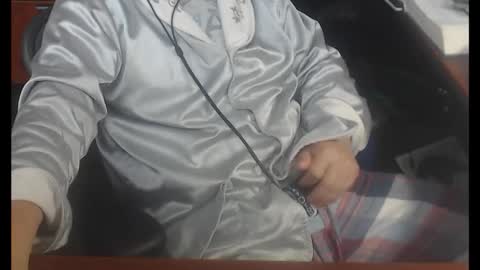 Snapshot of genefun chatting on 11/01/25, 06:21 genefun online show from 11/01/25, 06:21