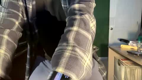 Snapshot of generalbliss chatting on 01/04/25, 02:46 generalbliss online show from 01/04/25, 02:46