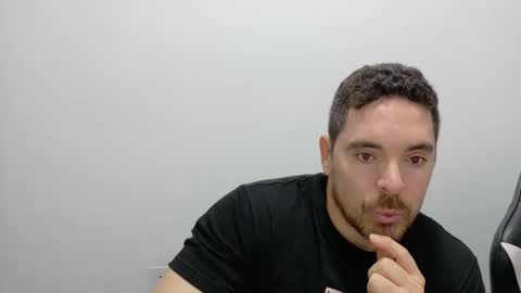 genesis_wb online show from 11/05/25, 10:32