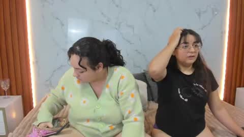 genesis_y_moon online show from 07/10/26, 10:51