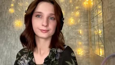 Riana online show from 04/14/26, 03:23