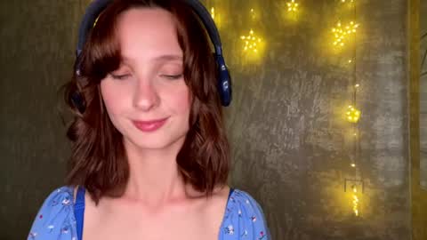 Riana online show from 04/25/26, 09:34