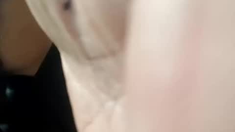 Snapshot of genosand202 chatting on 12/19/25, 07:54 Naughty Cassandra CD online show from 12/19/25, 07:54