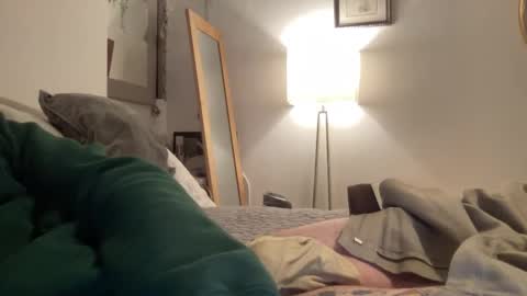 Gentle Stranger online show from 02/05/25, 08:25