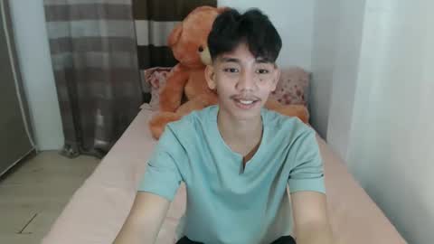 Rayl online show from 10/09/25, 10:57