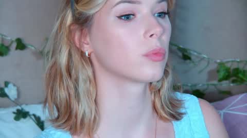 Snapshot of gentlerossi chatting on 06/06/26, 02:11 GentleRossi online show from 06/06/26, 02:11