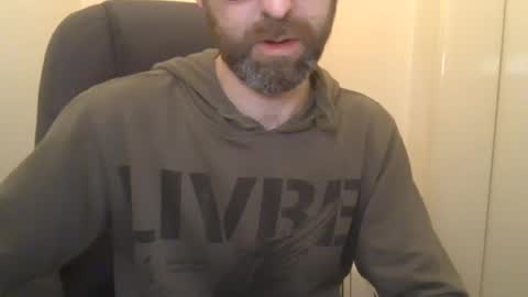 Snapshot of geon2xx chatting on 01/15/25, 07:37 Geon online show from 01/15/25, 07:37