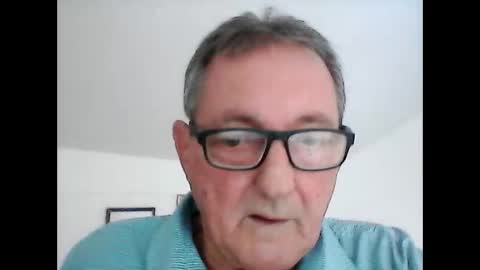 Snapshot of georg1412 chatting on 10/08/25, 11:19 georg1412 online show from 10/08/25, 11:19