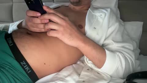 GEORGECLOONEYSON online show from 02/11/26, 02:22