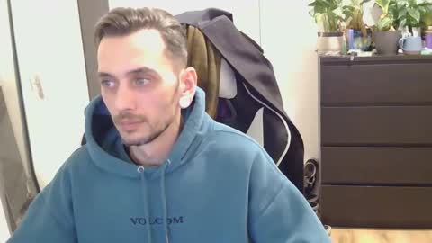 georgek0011 online show from 12/16/25, 11:21