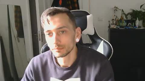 georgek0011 online show from 02/09/26, 10:41