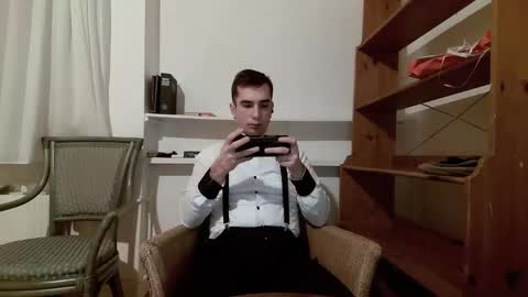 Snapshot of georgeyuno chatting on 12/21/24, 11:24 George Yuno online show from 12/21/24, 11:24