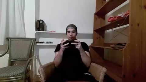 Snapshot of georgeyuno chatting on 12/22/24, 01:55 George Yuno online show from 12/22/24, 01:55