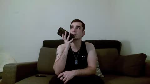 Snapshot of georgeyuno chatting on 01/06/25, 04:02 George Yuno online show from 01/06/25, 04:02