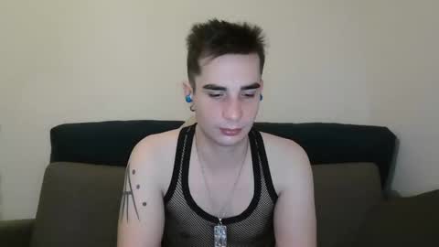 Snapshot of georgeyuno chatting on 01/13/25, 04:51 George Yuno online show from 01/13/25, 04:51