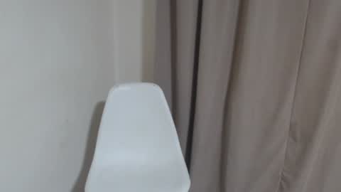 Snapshot of georgiana_love07 chatting on 01/22/25, 01:21 Jo online show from 01/22/25, 01:21