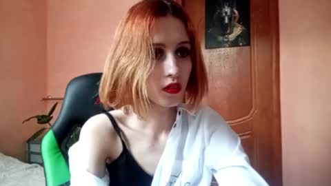 Ellie online show from 06/11/26, 03:54