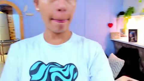 Snapshot of georgina_coule chatting on 03/07/25, 12:01 Georgina Coule online show from 03/07/25, 12:01