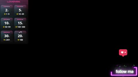 Snapshot of georgina_moschino chatting on 02/08/25, 10:29 georgina_moschino online show from 02/08/25, 10:29