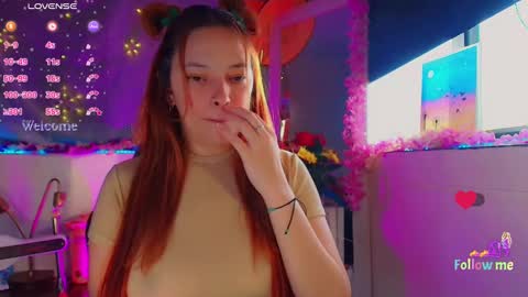 Snapshot of georgina_moschino chatting on 10/03/25, 10:07 georgina_moschino online show from 10/03/25, 10:07