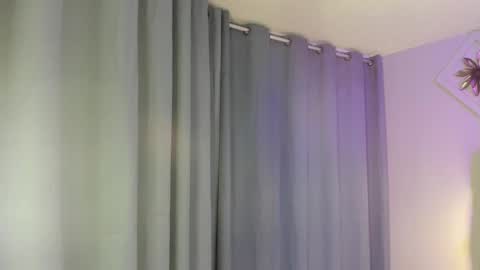 Snapshot of georgina_sensuelle chatting on 01/16/26, 10:52 Georgina online show from 01/16/26, 10:52