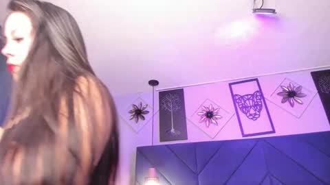 Snapshot of georgina_sensuelle chatting on 01/17/26, 11:37 Georgina online show from 01/17/26, 11:37