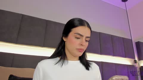 Kendal  online show from 01/07/25, 10:08