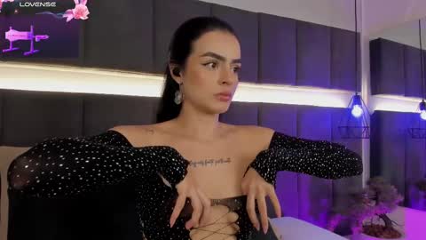 Kendal  online show from 02/10/25, 01:46