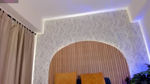 Kendal  online show from 11/15/25, 02:13