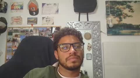 geovannygarrido91 online show from 11/30/25, 08:02