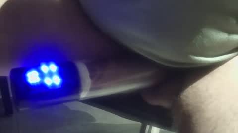 geranimo431374 online show from 12/23/25, 06:55