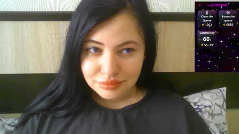 Eva online show from 09/11/25, 11:21