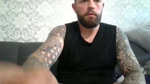 germanboy27384 online show from 05/10/26, 04:34