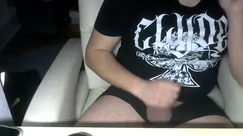 Snapshot of germanlion_99 chatting on 03/01/25, 08:53 germanlion_99 online show from 03/01/25, 08:53